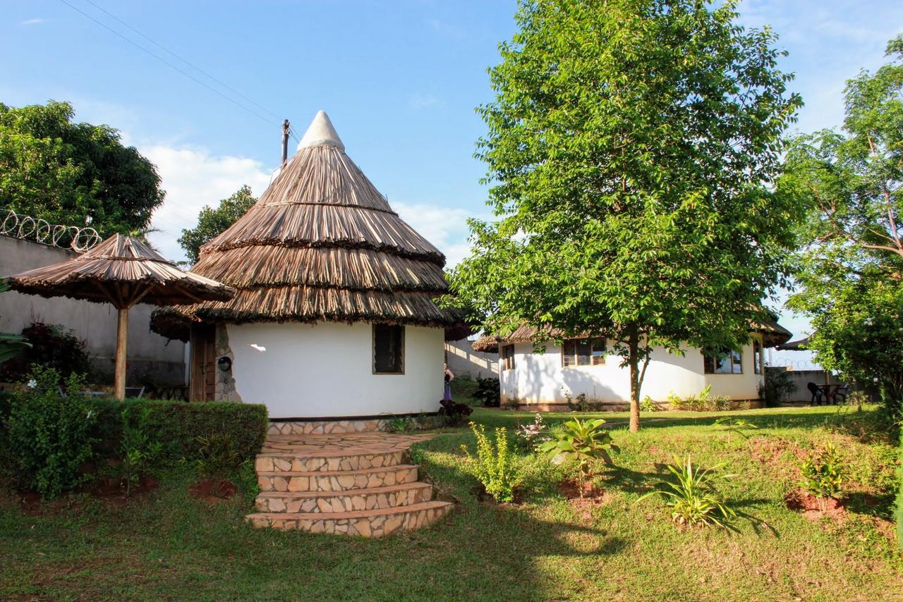 Masaka Banda Lodge מראה חיצוני תמונה